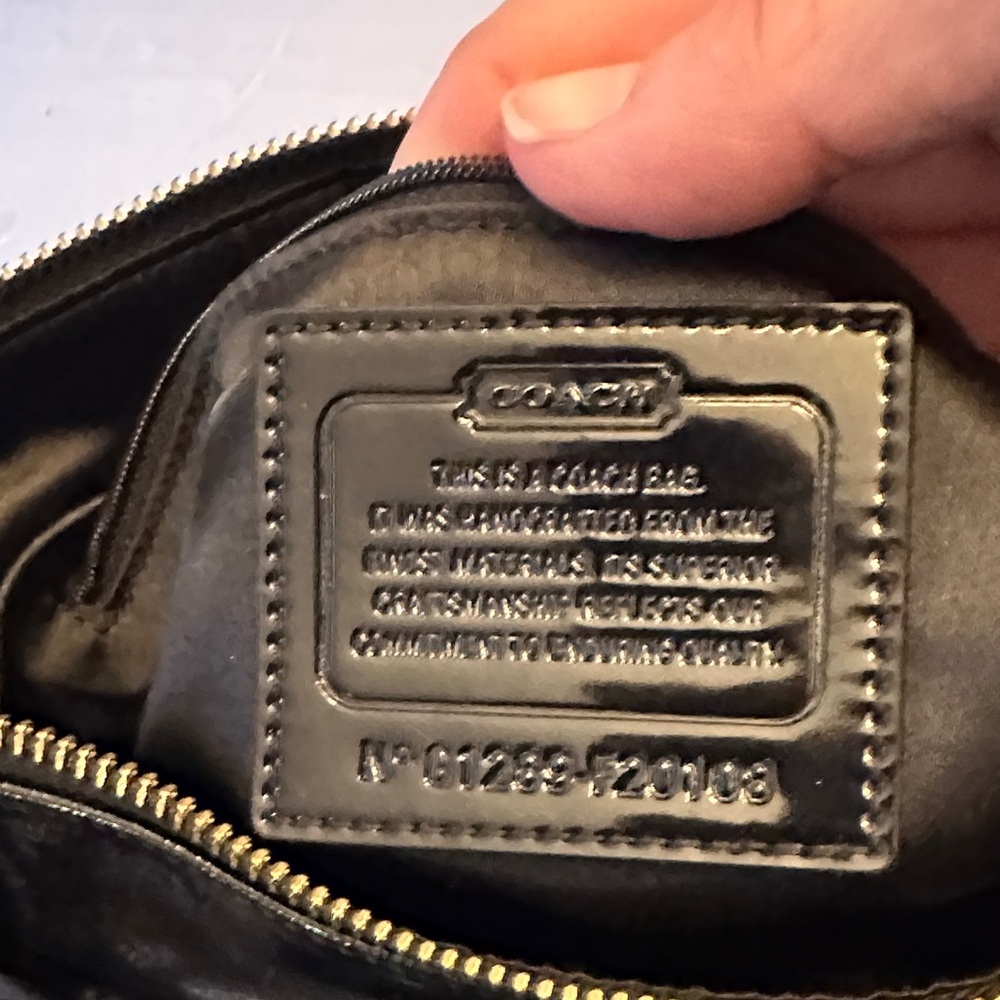 Coach Poppy Daisy Liquid Gloss Black Patent Leather Hobo Bag - Picture 6 of 7